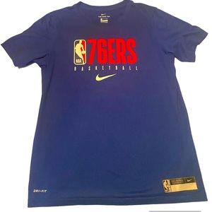 Youth Nike 76ers t-shirt